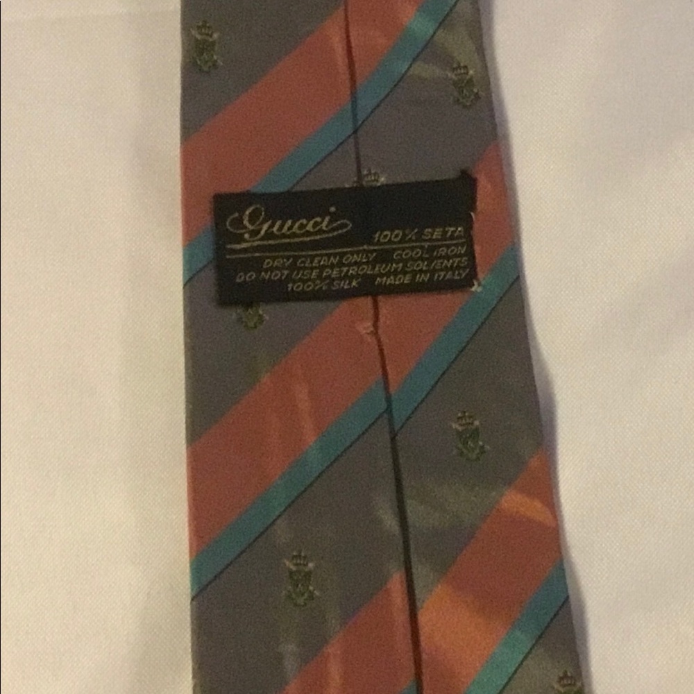 FIVE VINTAGE HIGH END TIES-GUCCI, FERRAGAMO,...